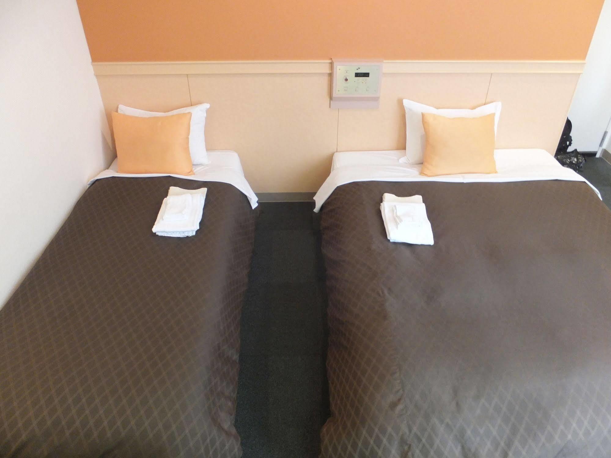 Hotel 1-2-3 Kōbe Esterno foto